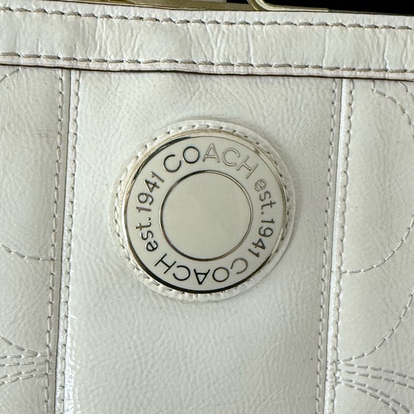 Coach Kristin Embossed Signature Kisslock Doctor Bag - Picture 7 of 13